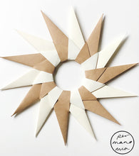 Load image into Gallery viewer, Sand and Vanilla Starburst Paper Decorative Wreath
