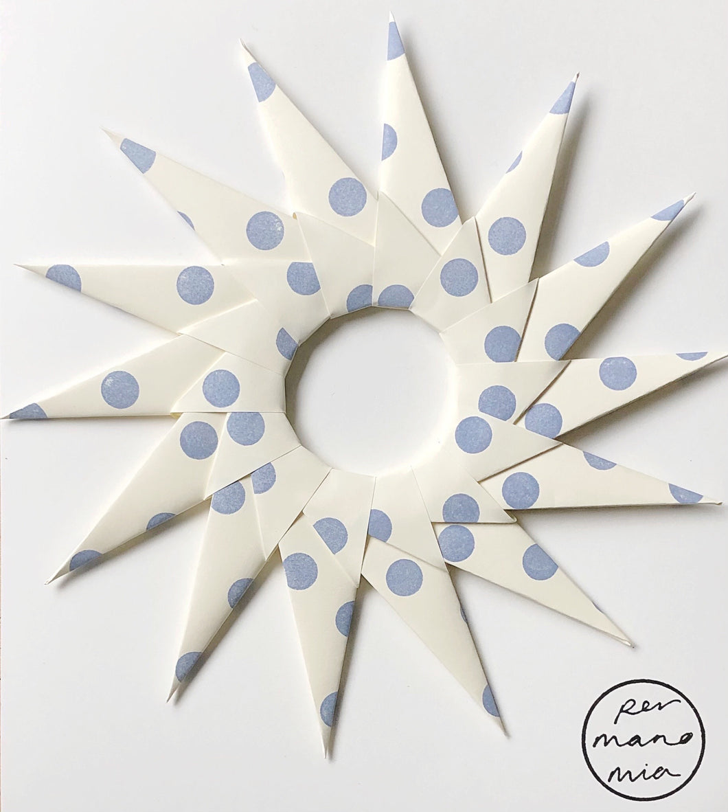 Blueberry Spot Starburst Paper Decorative Wreath